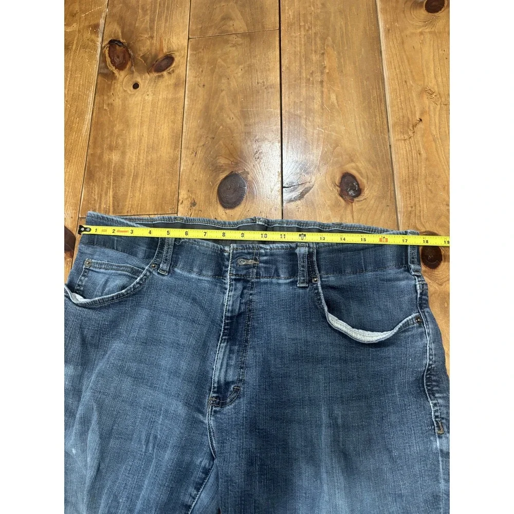 DENIZEN from Levi's Men's Denim Shorts Blue Stretch Button Fly Casual